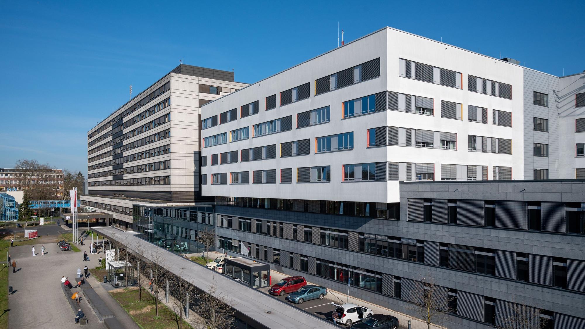 Das Bild zeigt das Gelände der Kliniken in Köln-Merheim.