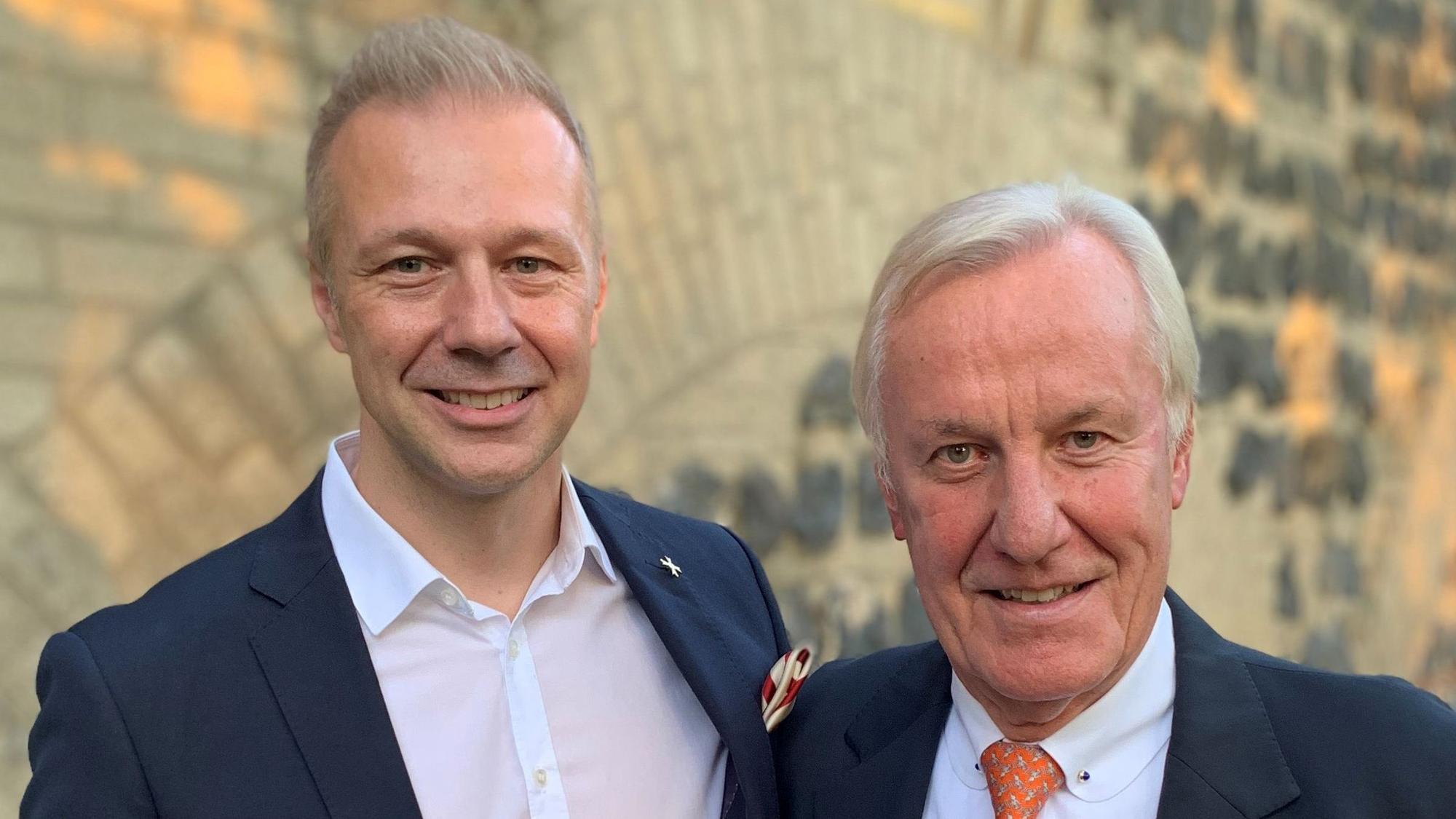 Die Sitzungsleiter Markus Gottschalk und Alexander von Chiari (r.)