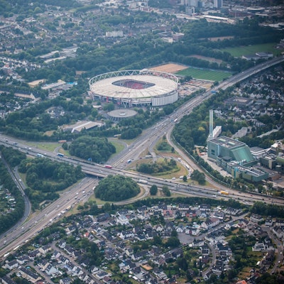 Auf der Autobahn 3 zwischen den Anschlussstellen Opladen und Solingen ist ab Montag, 25. August, bis Mittwoch, 3. September, jeweils von 22 bis 5 Uhr, in beide Fahrtrichtungen nur eine Fahrspur offen.