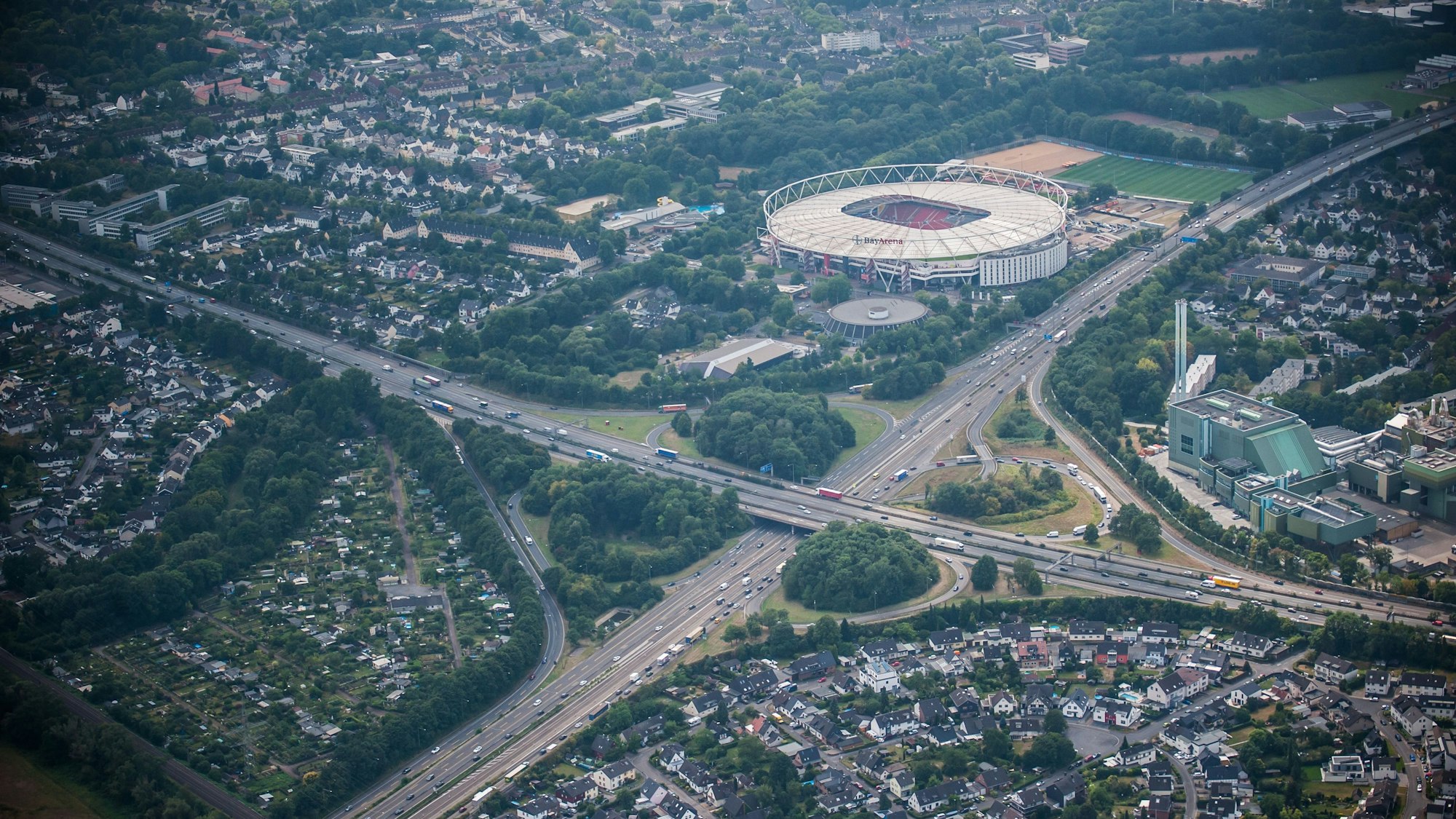 Autobahnkreuz leverkusen, A1, A3 . Foto: Ralf Krieger
