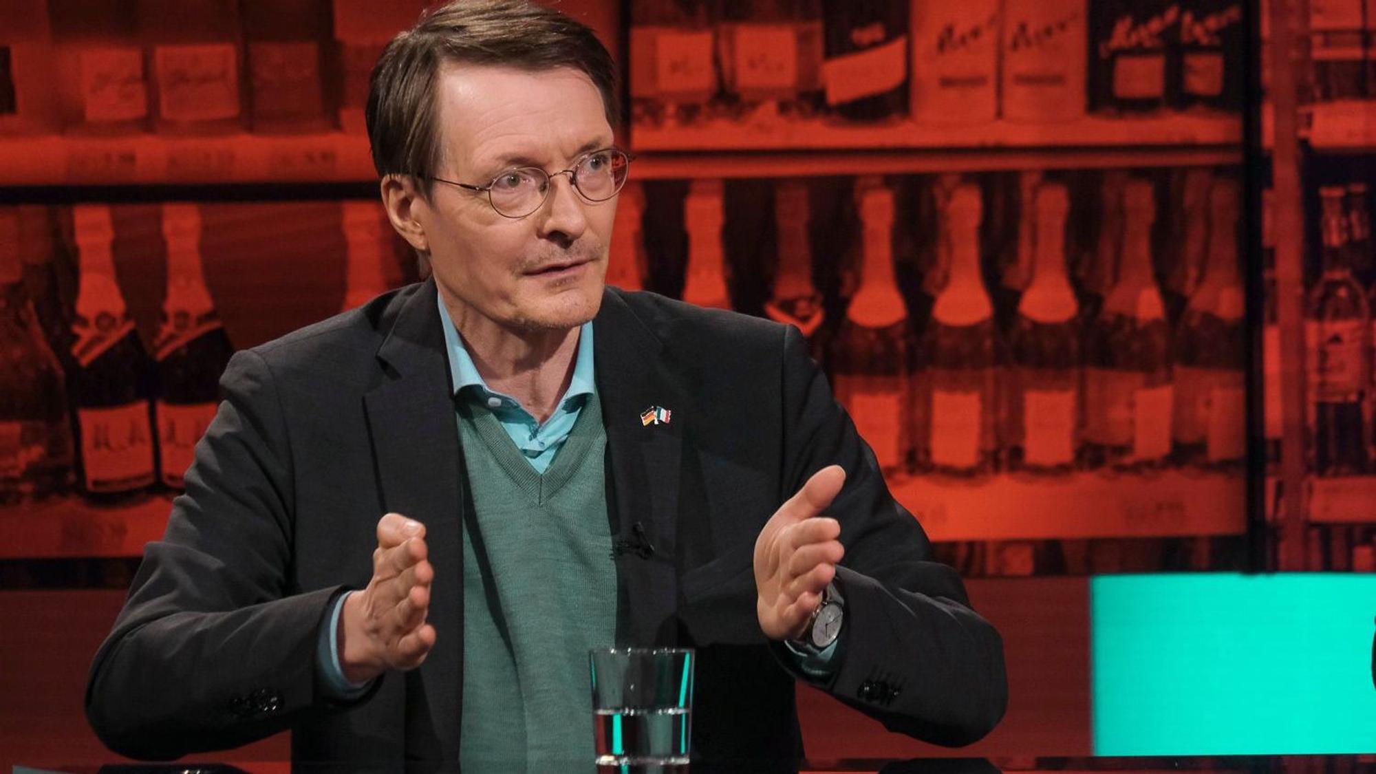 ARD/"hart aber fair" vom 23.01.2023
abgebildete Personen v.l.n.r. Karl Lauterbach (SPD, Bundesgesundheitsminister)