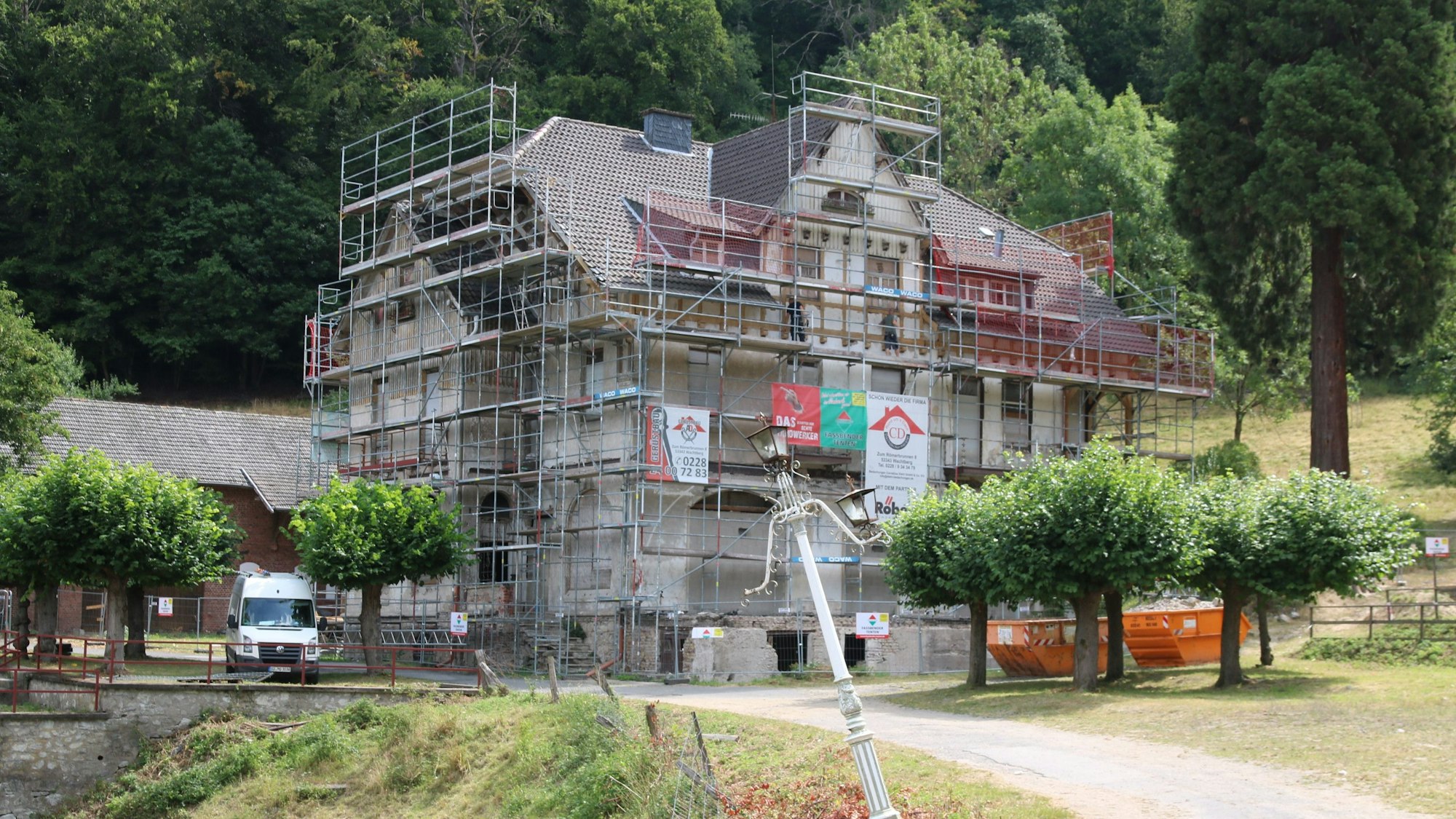 Außenansicht des Burghofs in Königswinter.