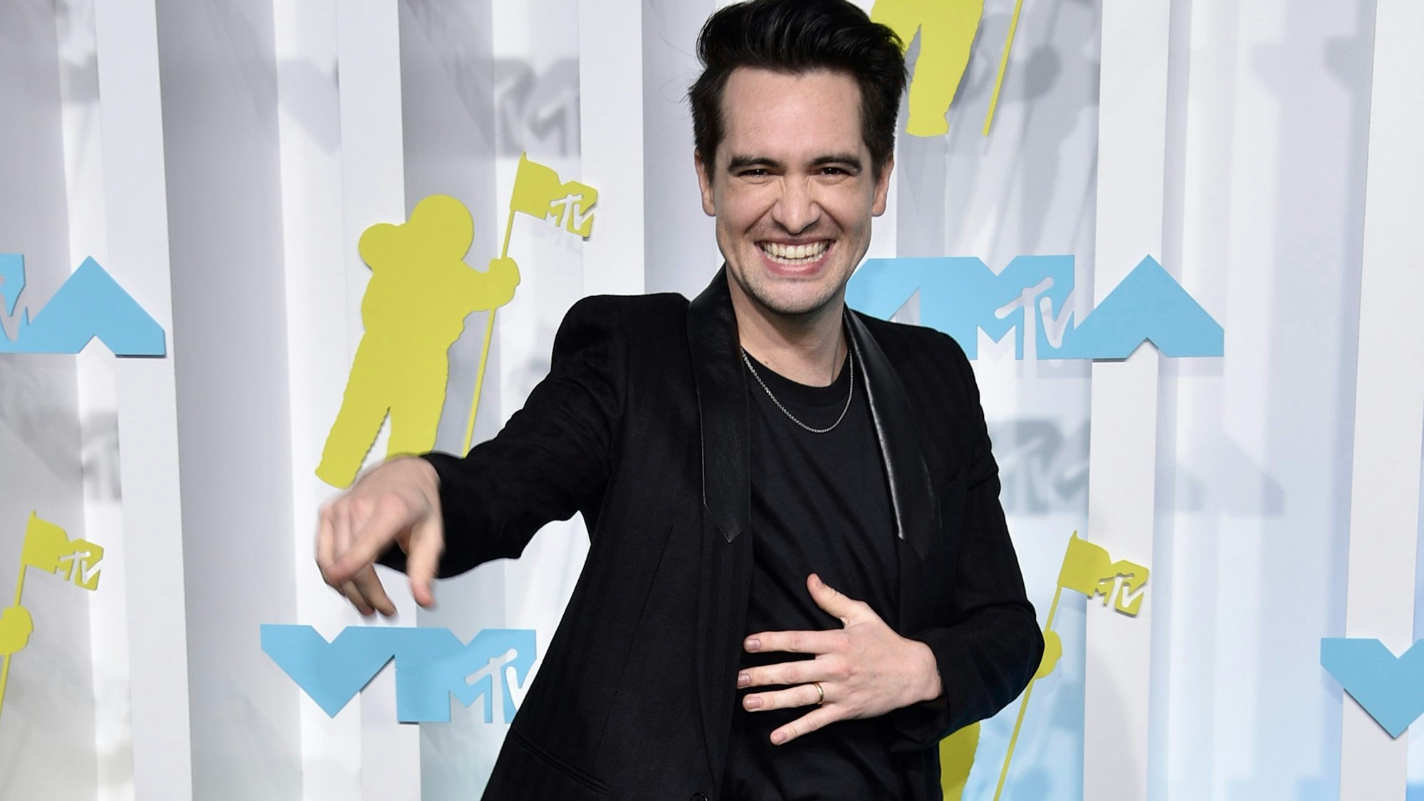 Brendon Urie von Panic! At The Disco während der MTV Video Music Awards im Prudential Center.