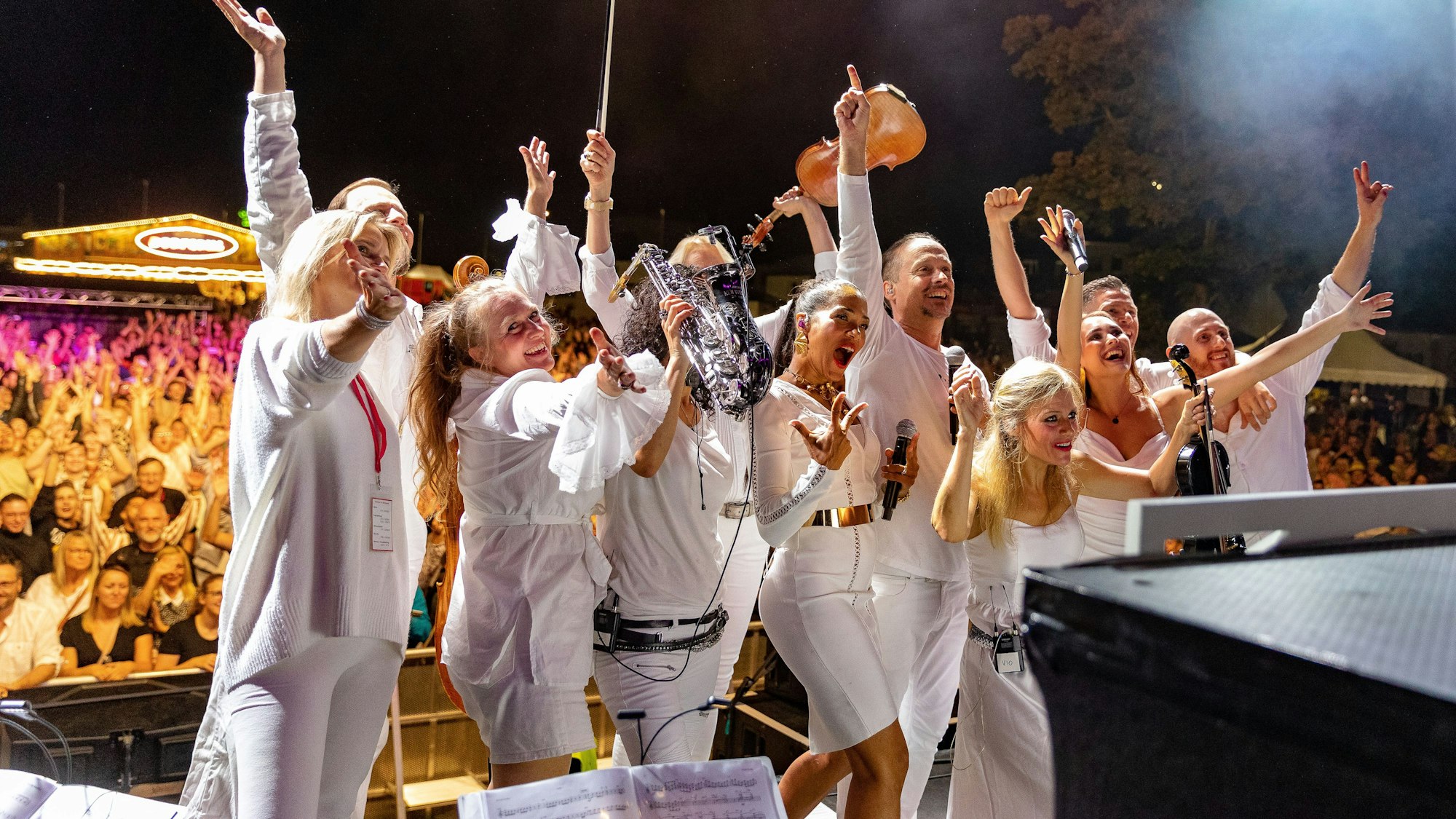 Künstler bei der Bedburger Musikmeile.