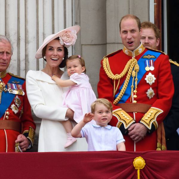 „Trooping The Colour“ bringt die britische Königsfamilie auf dem Balkon vom Buckingham Palace zusammen.