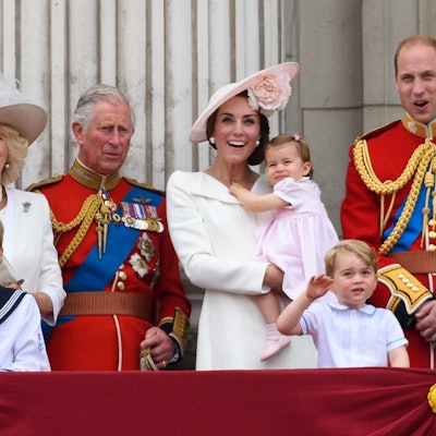 „Trooping The Colour“ bringt die britische Königsfamilie auf dem Balkon vom Buckingham Palace zusammen.