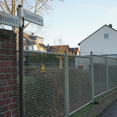 Am Gassenfeldweg soll in den nächsten Jahren ein neuer Kindergarten entstehen. In dem Gebäude sollen etwa 110 Kinder Platz haben.