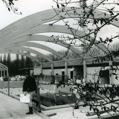 Historisches Foto der Baustelle des Calevornia.