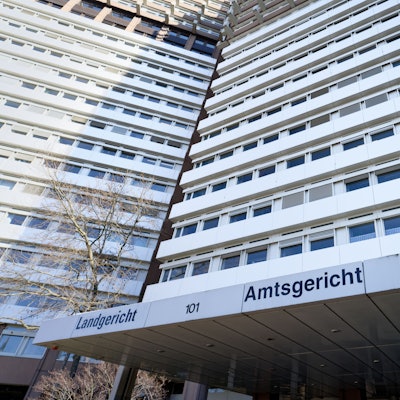 Amts- und Landgericht Köln, Außenansicht