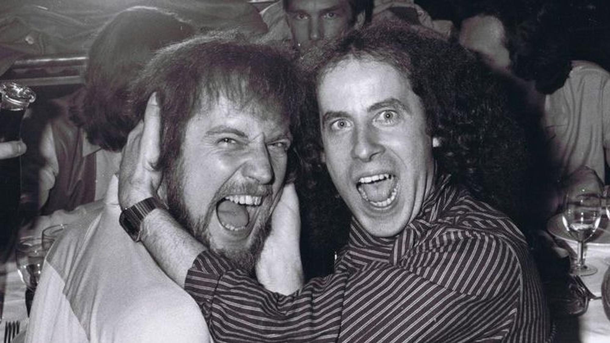Dieter Dierks und Klaus Meine schauen schräg in die Kamera.