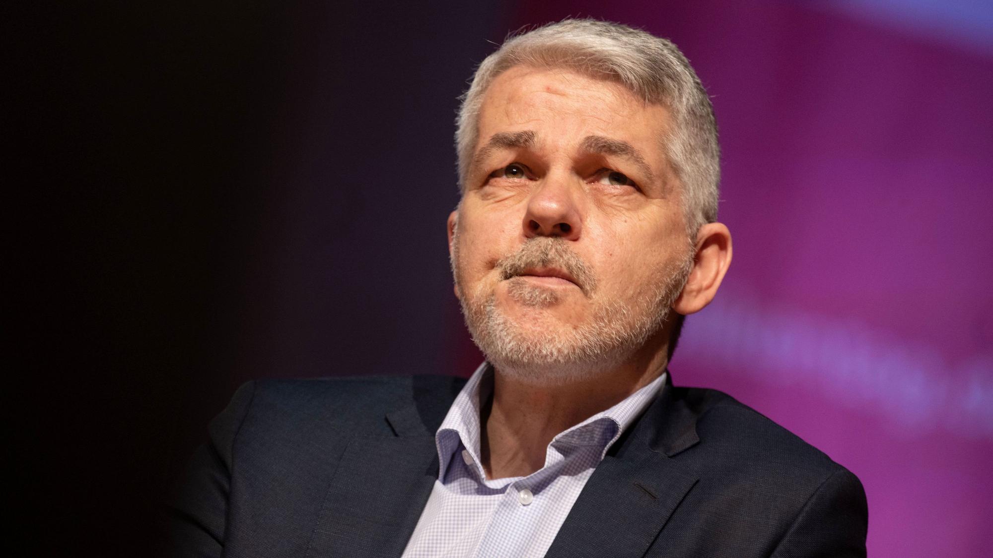 Carlo Masala, Politikwissenschaftler, nimmt an der Podiumsdiskussion teil. (Archivbild)