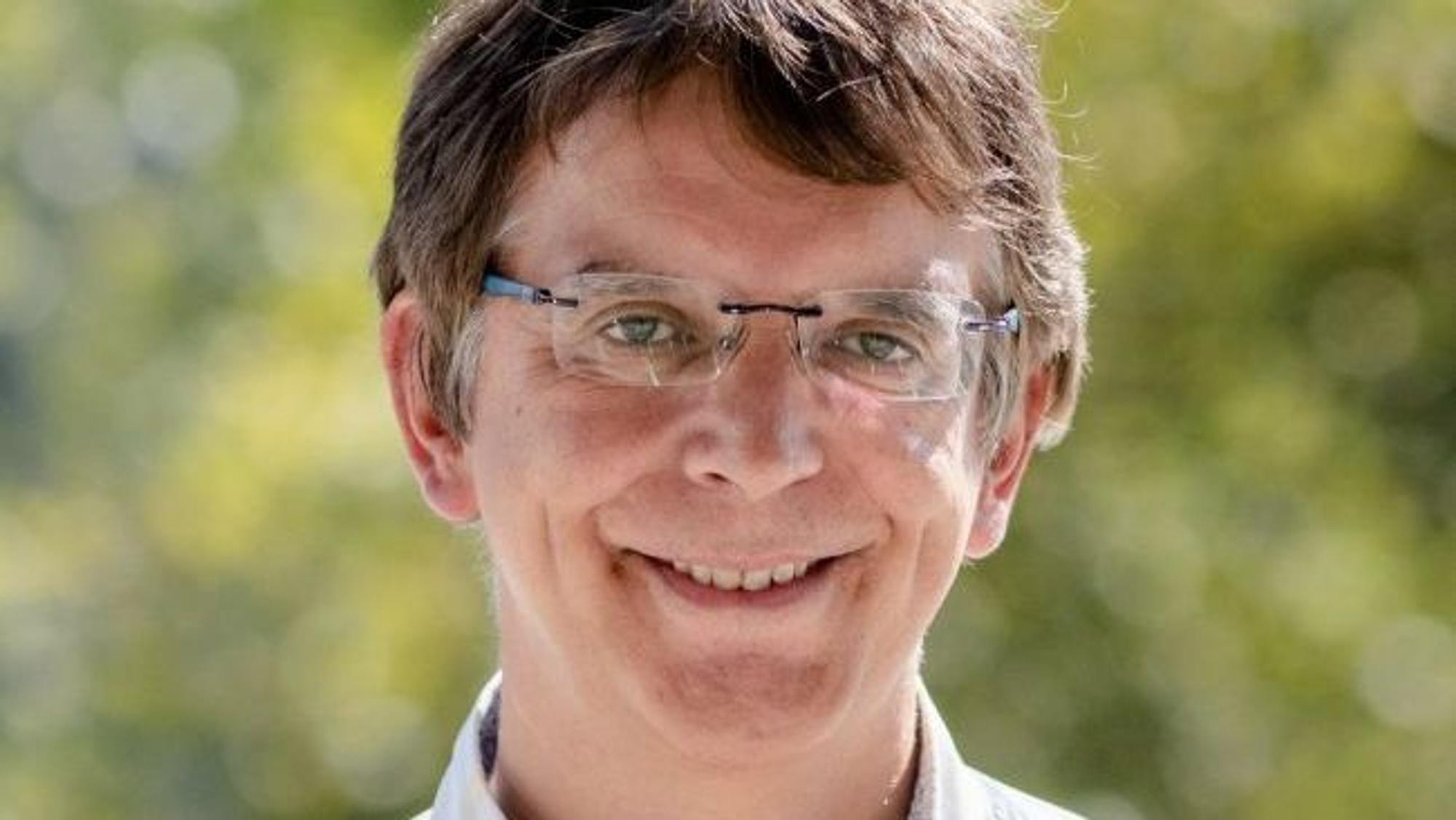 Porträtfoto des Philosophie-Professors Albert Newen