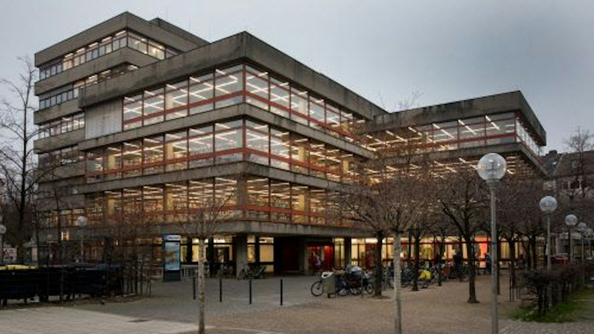 Die Zentralbibliothek am Kölner Neumarkt