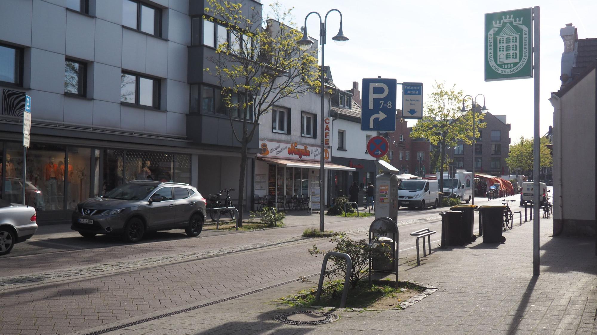 Venloer Straße in Pulheim.