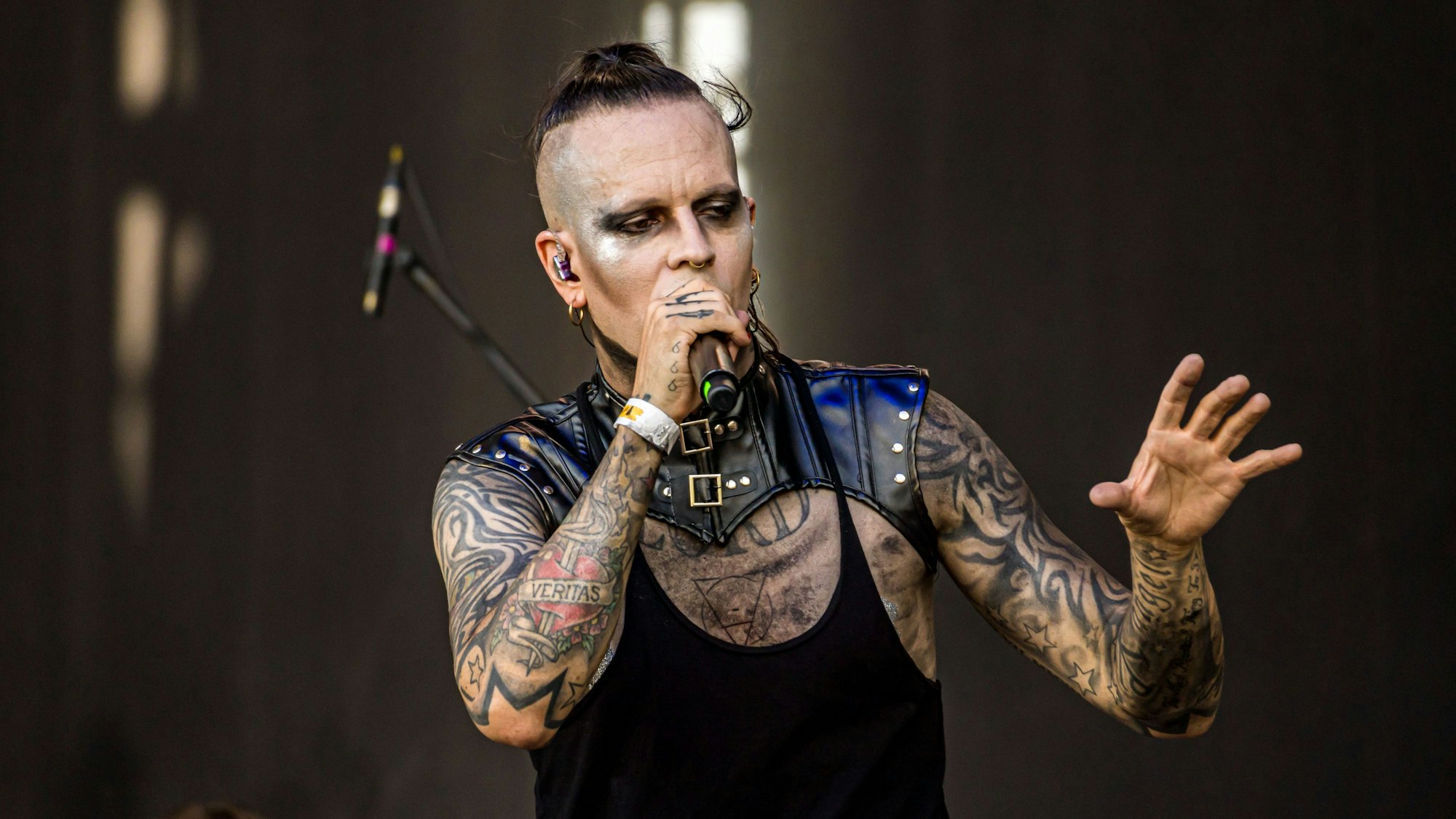 Chris „The Lord“ Harms, Leadsänger von Lord of the Lost.