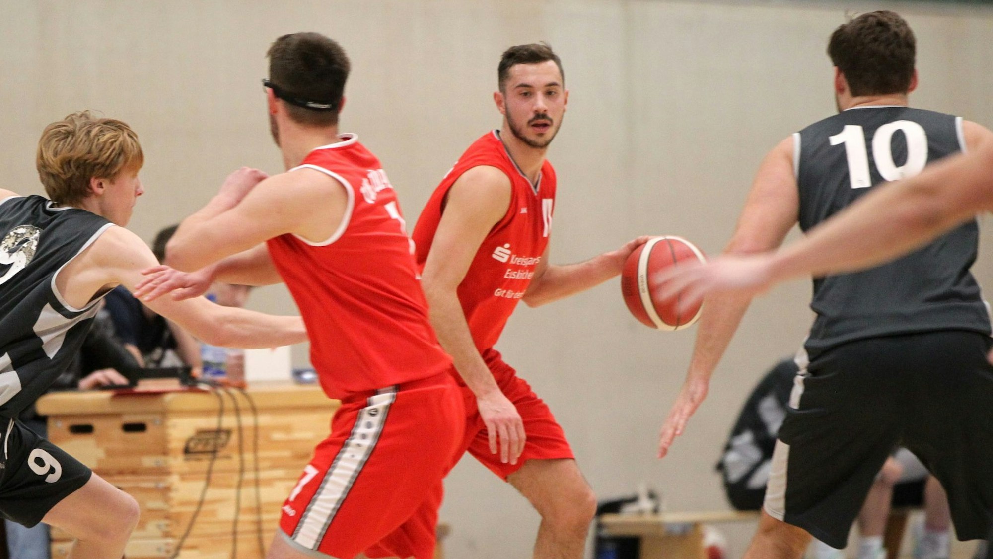 Aktuell kämpft Luke Jung mit dem TuS Zülpich gegen den Abstieg.