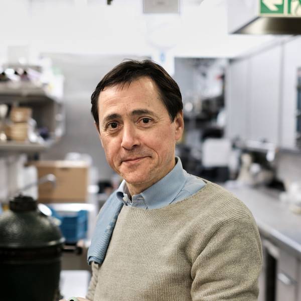 Sternekoch Vincent Moissonnier in der Küche seines Restaurants