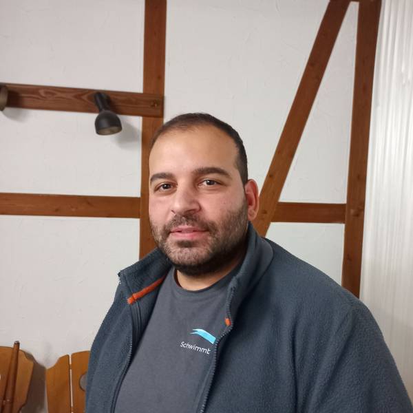 Cem Sayilgan, Vorsitzender Kreisschiedsrichterausschuss Berg, im Porträt.