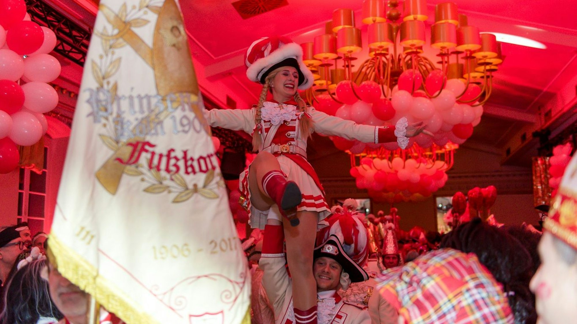 Prinzen-Schwoof der Prinzen-Garde in der Wolkenburg