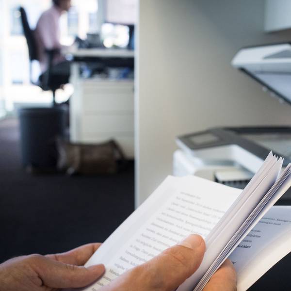 Sie haben keinen Drucker zuhause - und nutzen für private Ausdrucke gerne das Gerät im Büro? Das ‚kann‘ Sie im schlimmsten Fall den Job kosten.