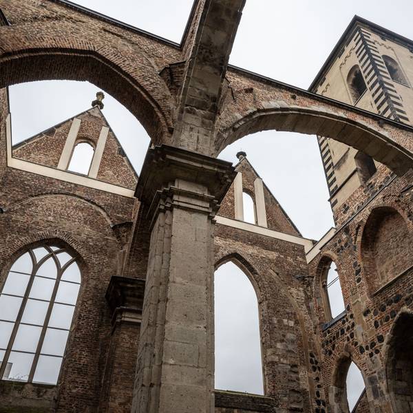 14.11.2021, Köln: Kirchenruine Alt St. Alban. Viaculturalis. Foto: Uwe Weiser