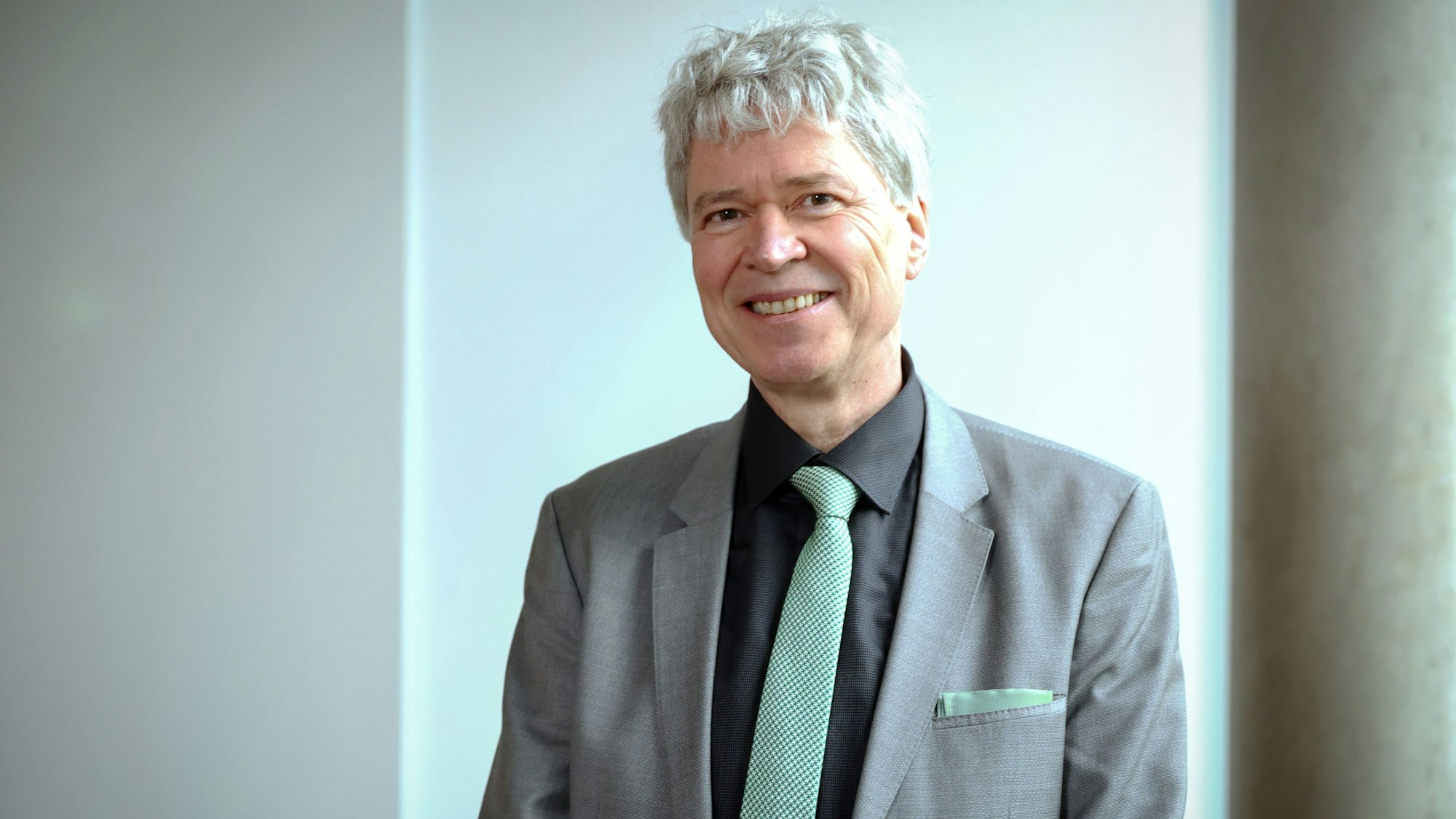 31.01.2023
Köln:
Dezernenten der Stadt Köln
Dezernat V - Soziales, Gesundheit und Wohnen
Dr. Harald Rau
Foto: Martina Goyert