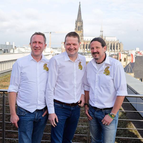 Kölner Dreigestirn in der Hofburg im Dorint Hotel auf der Dachterrasse. André Fahnenbruck, Boris Müller und Marco Schneefeld von links nach rechts.