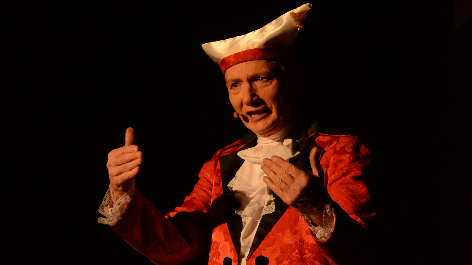 Mann in Karnevalsuniform