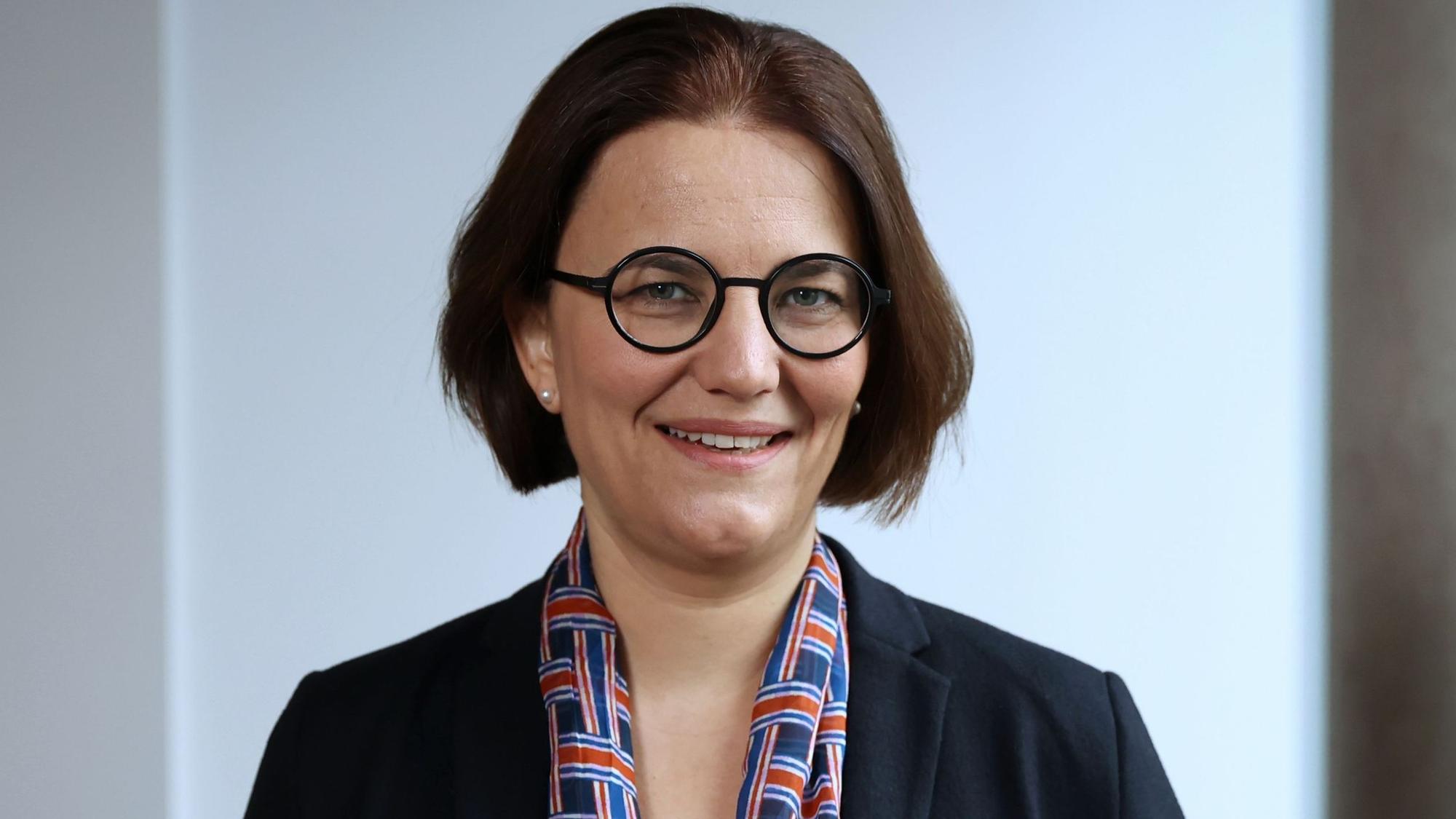 Professorin Dr. Dörte
