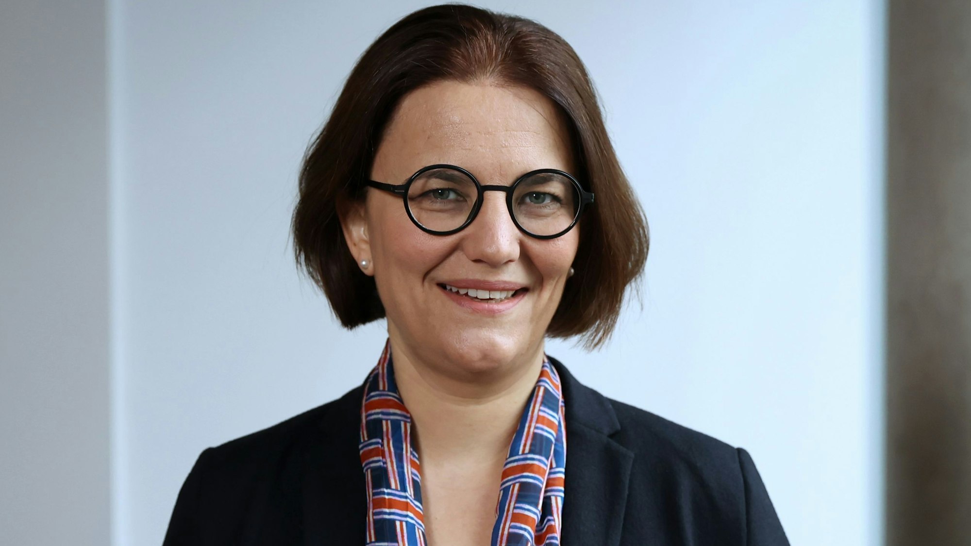 Professorin Dr. Dörte