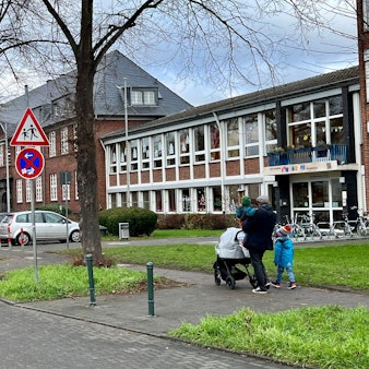 Katholische Grundschule St. Stephanus und Hans-Christian-Andersen-Schule an der Lohrstraße in Hitdorf