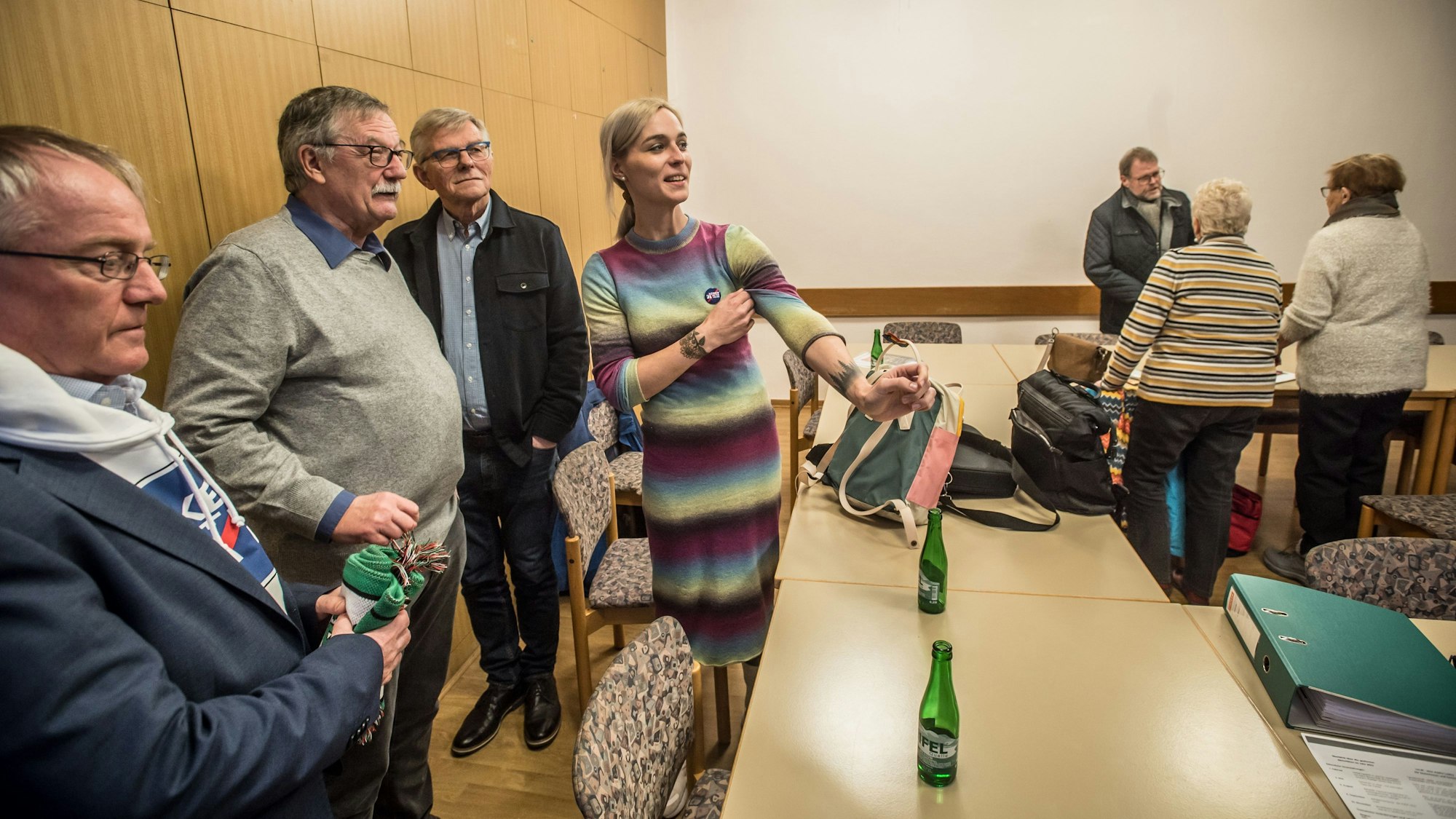 Nyke Slawik, Peter Westmeier Rüdiger Scholz und Leo Monz verdi diskutieren. Foto: Ralf Krieger