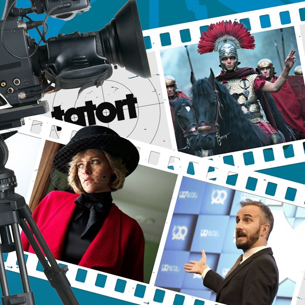 Eine Kamera steht vor verschiedenen Filmstreifen mit verschiedenen Motiven aus Fernsehproduktionen.