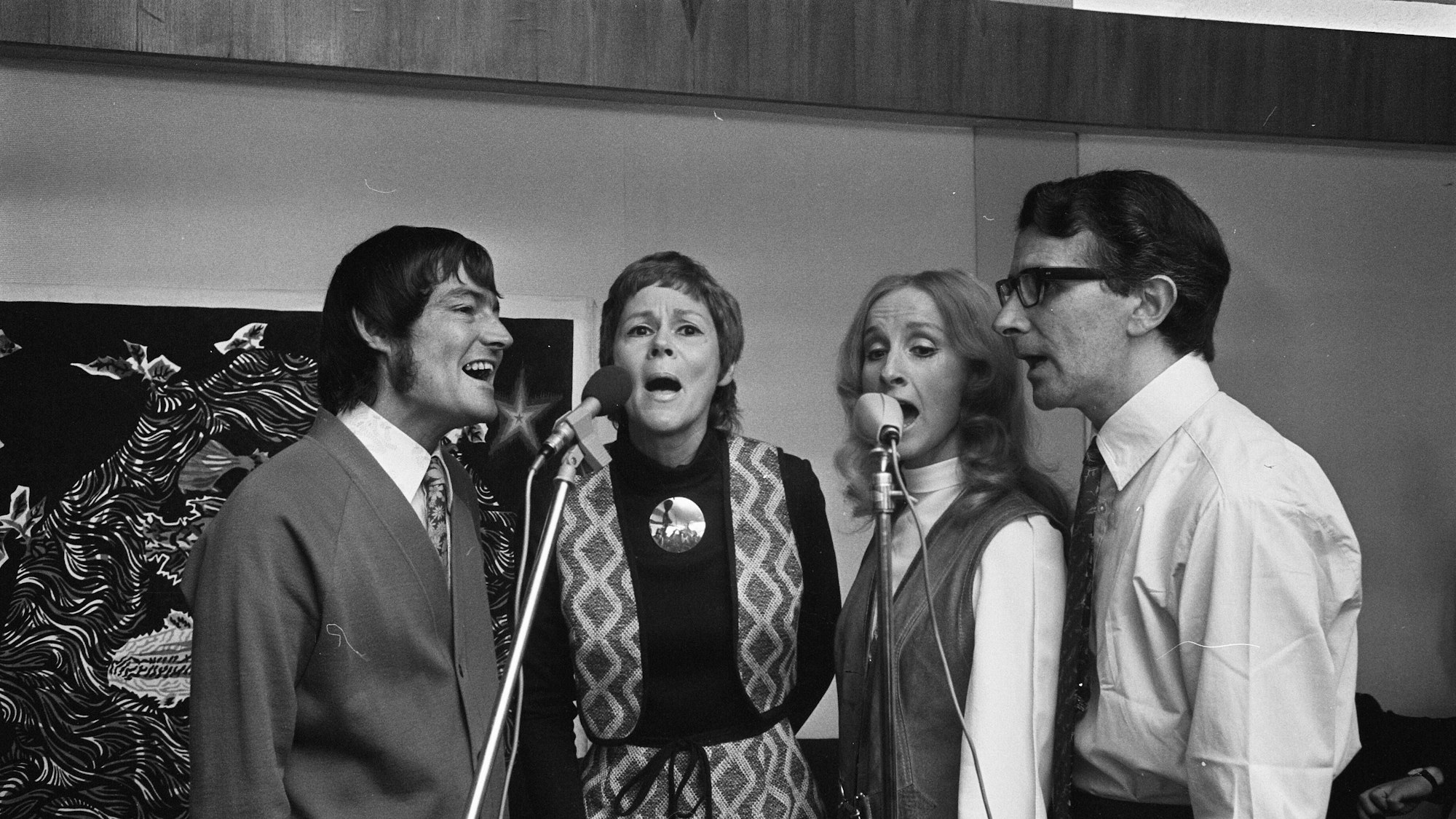 Anita Kerr Singers