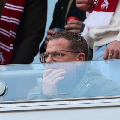 Max Eberl Eberl auf der Tribüne beim 1. FC Köln