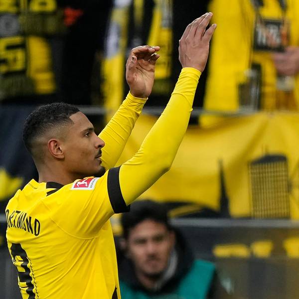 BVB-Stürmer Sebastien Haller jubelt nach seinem Treffer gegen Freiburg.