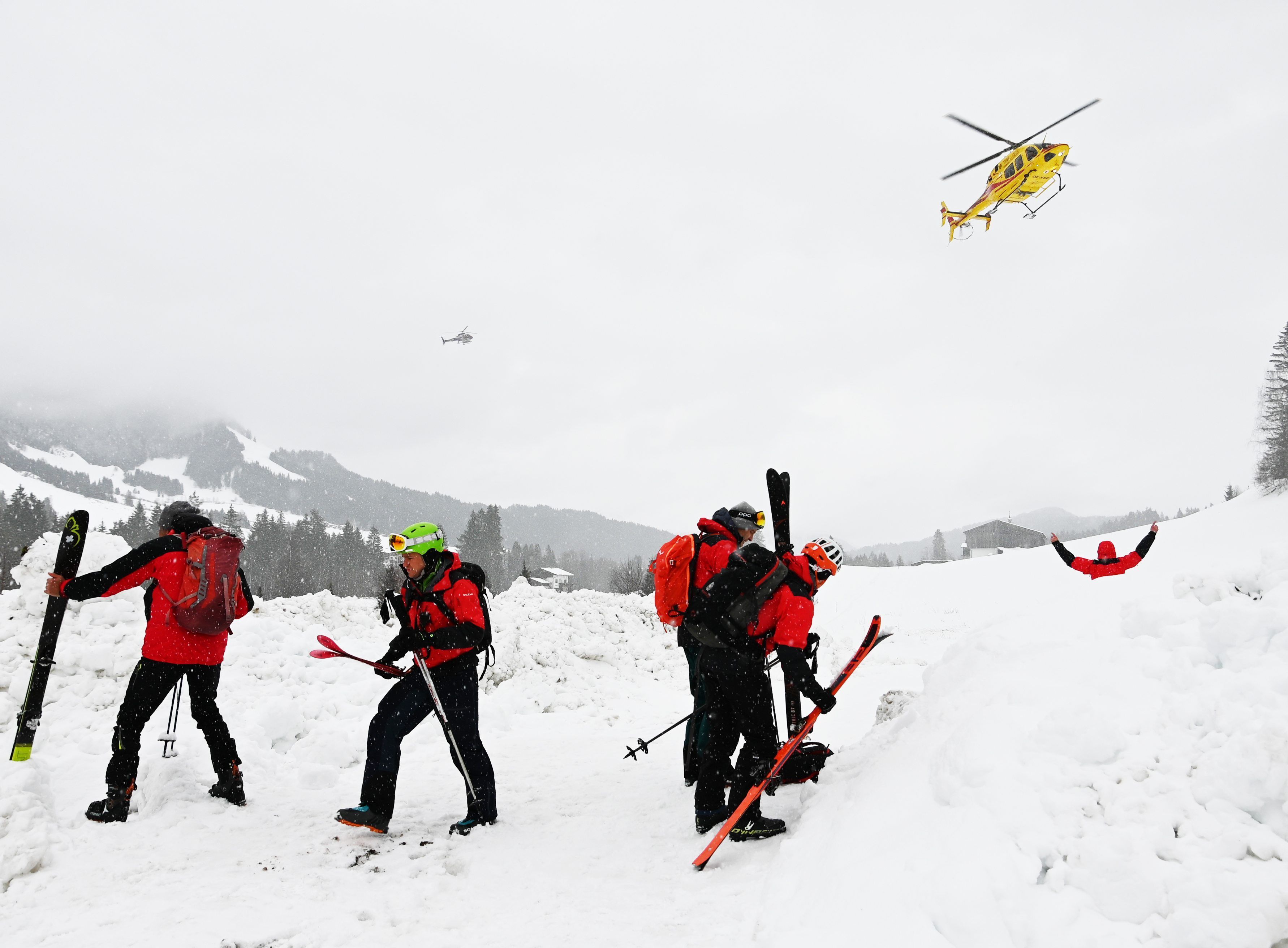 Bergretter sind im Einsatz im Bereich Fieberbrunn in Österreich.