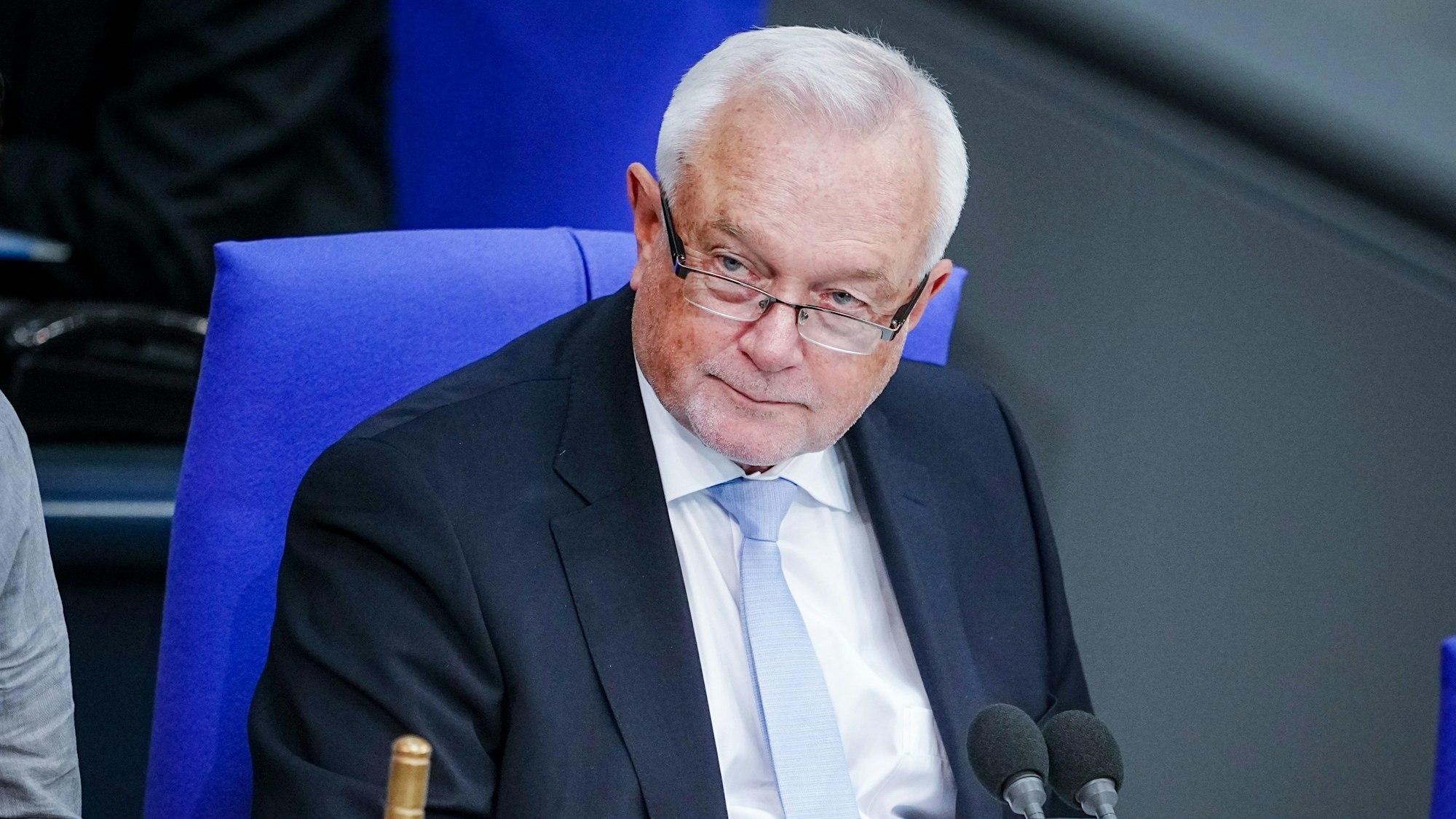 FDP-Vizechef Wolfgang Kubicki hat sich von einer bezahlten Kreuzfahrt aus zu Robert Habeck geäußert. (Archivbild)