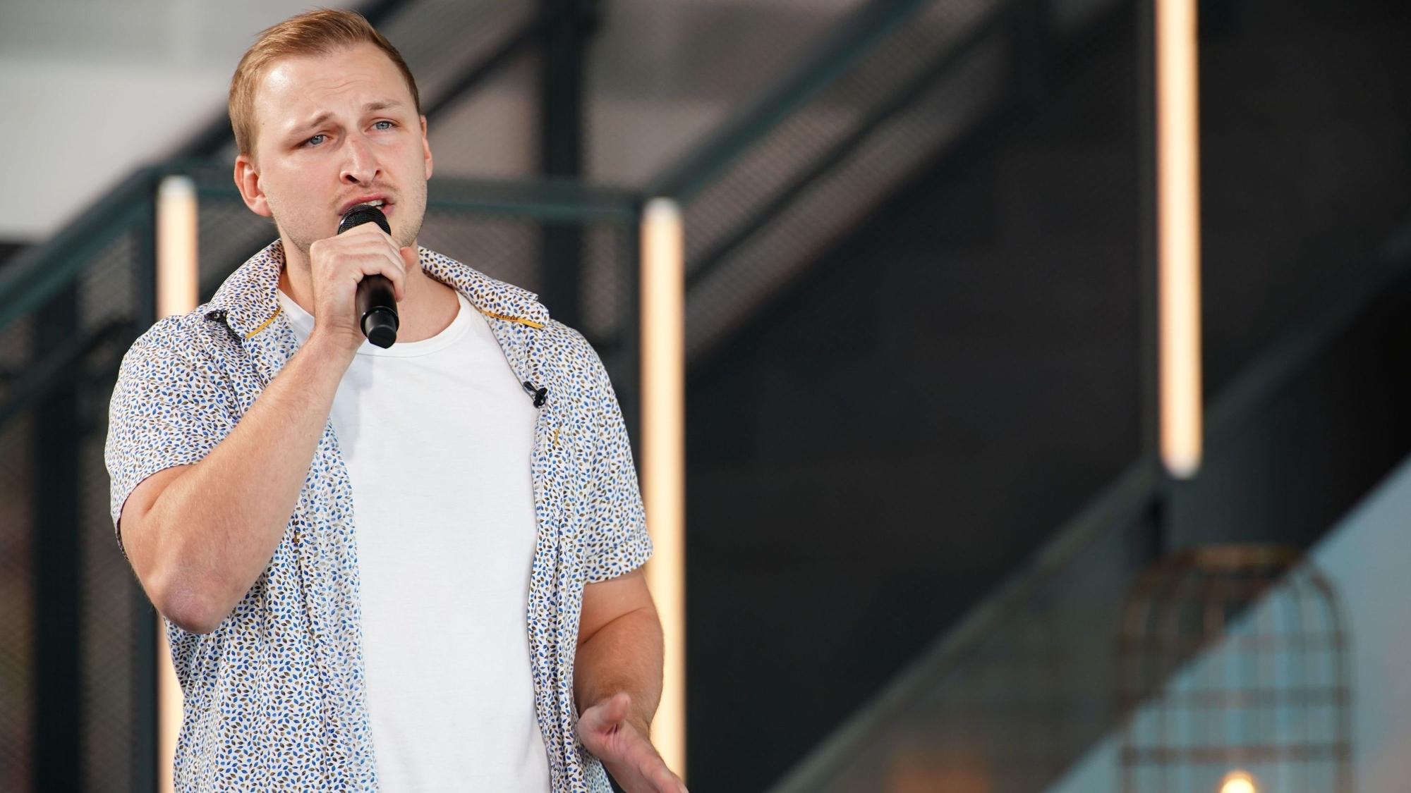 Das Foto zeigt David Leischik aus Hürth. Er tritt in der Castingshow „Deutschland sucht den Superstar“ an.