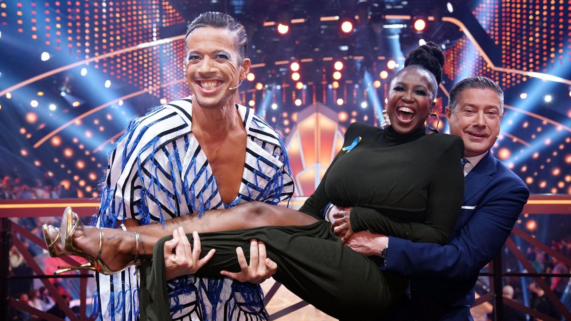 Die Jury: Jorge González (l.), Motsi Mabuse und Joachim Llambi (Archivbild).