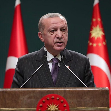 Der türkische Präsident Recep Tayyip Erdogan hat nach den Erdbeben in der Türkei eine siebentägige Staatstrauer ausgerufen.
