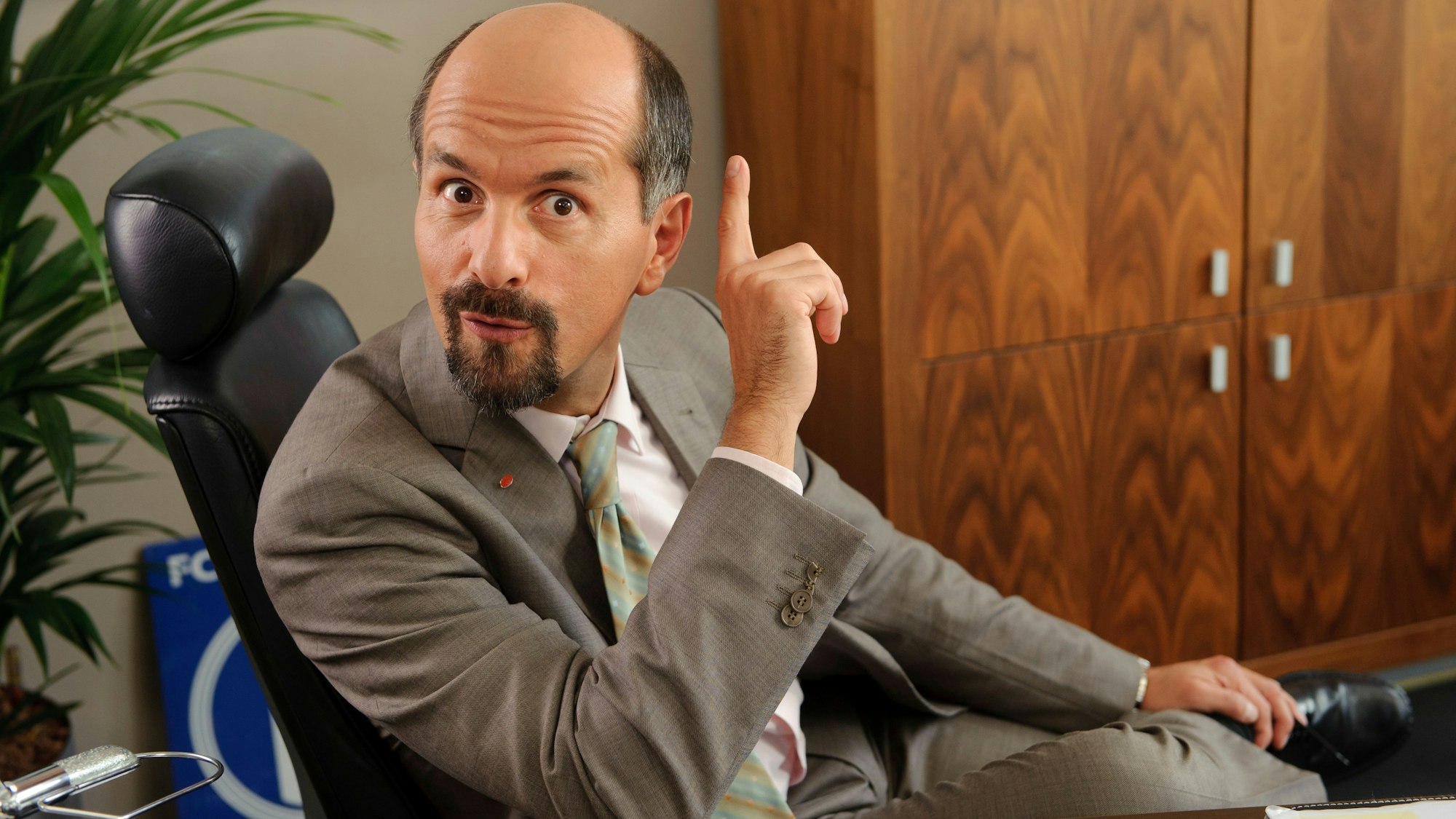 Der Schauspieler Christoph Maria Herbst als Versicherungsangestellter Bernd Stromberg in einer Szene der fünften Staffel der ProSieben-Serie «Stromberg» (undatiertes Handout).