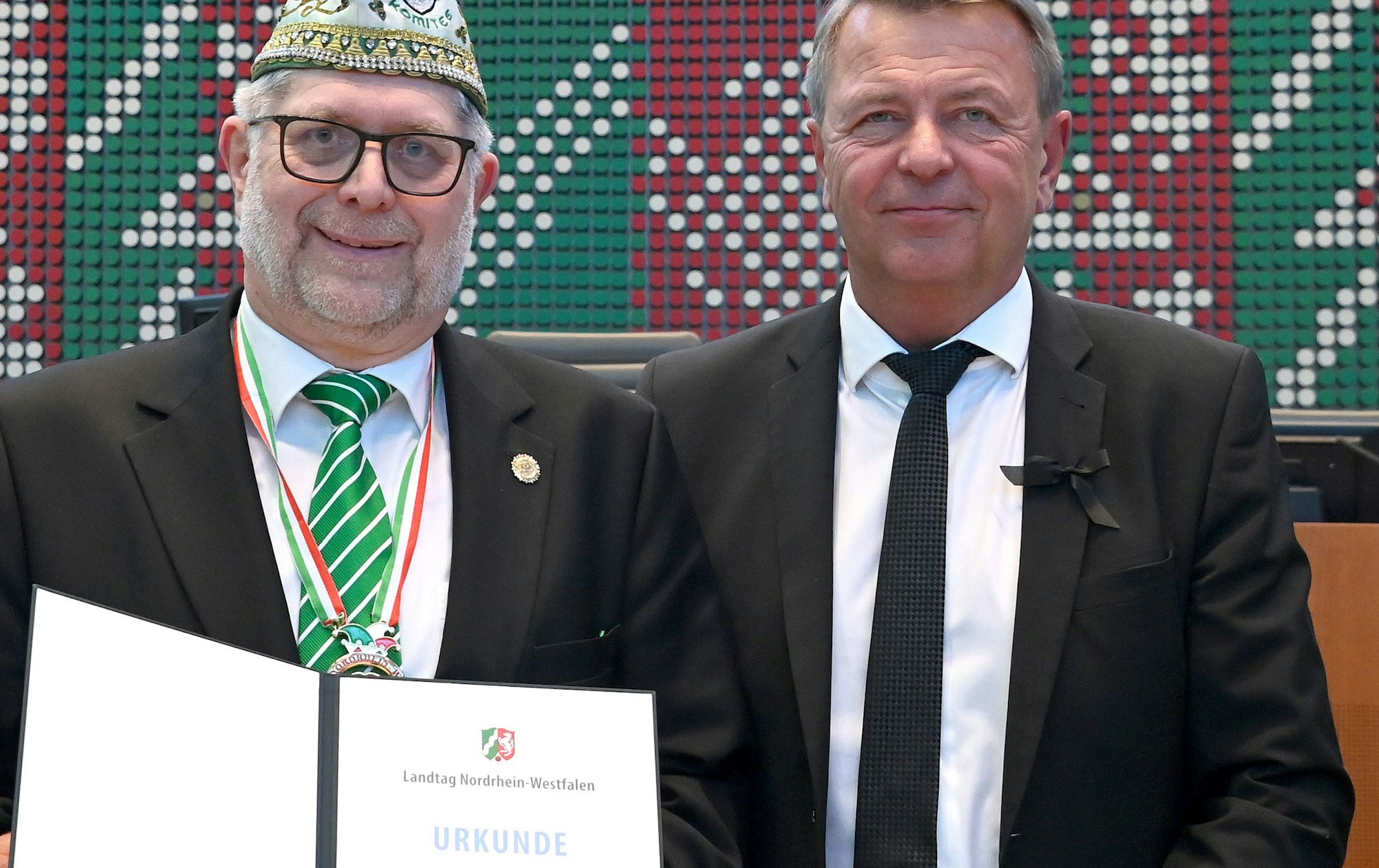 Landtagsvizepräsident Christof Rasche (r.) und Thomas Loef aus Leverkusen.