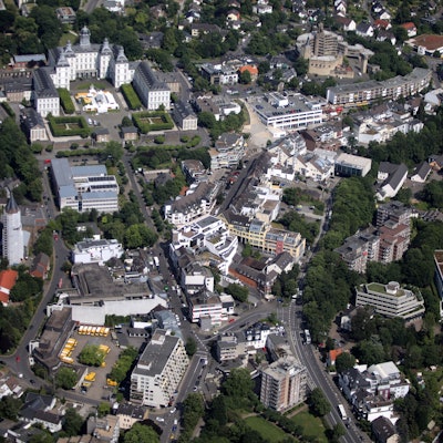 Luftbild von Bergisch Gladbach-Bensberg.