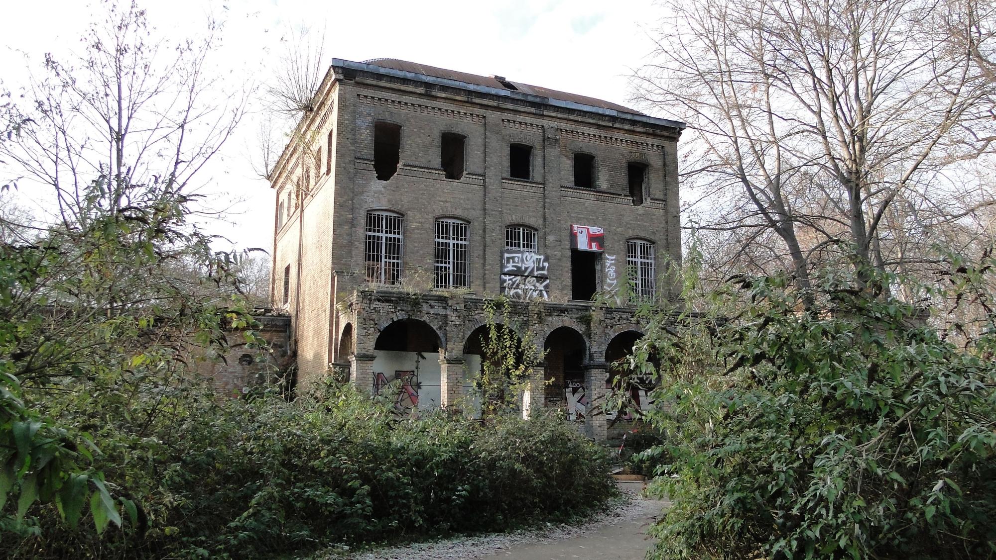 Jahrzehntelang verfiel das Haus Fühlingen immer mehr.