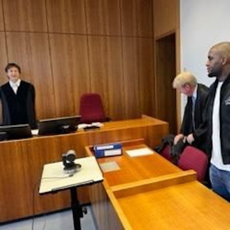 Anthony Modeste bei Prozess am Landgericht Bonn.