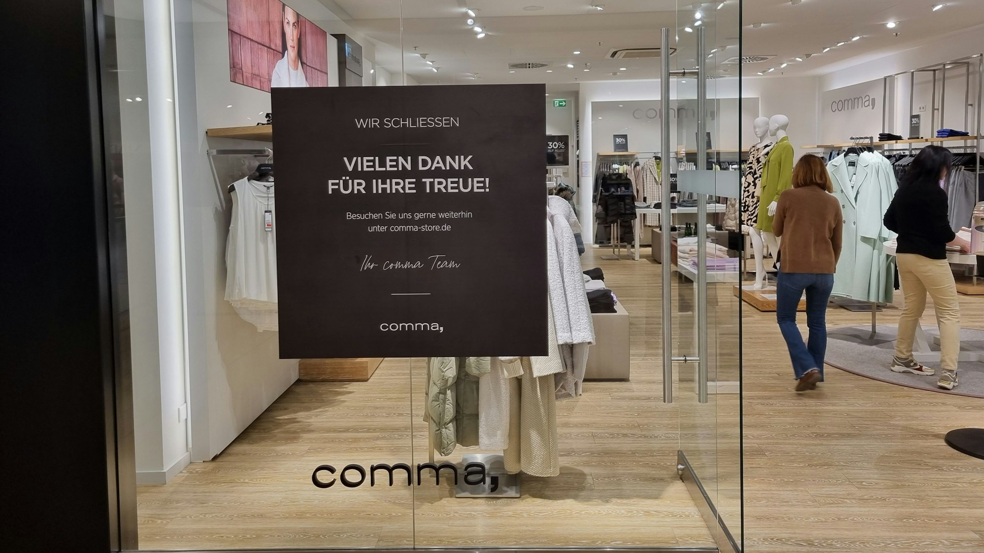 Comma (gehört zu S.Oliver) in der Rathaus-Galerie schließt im März 2023