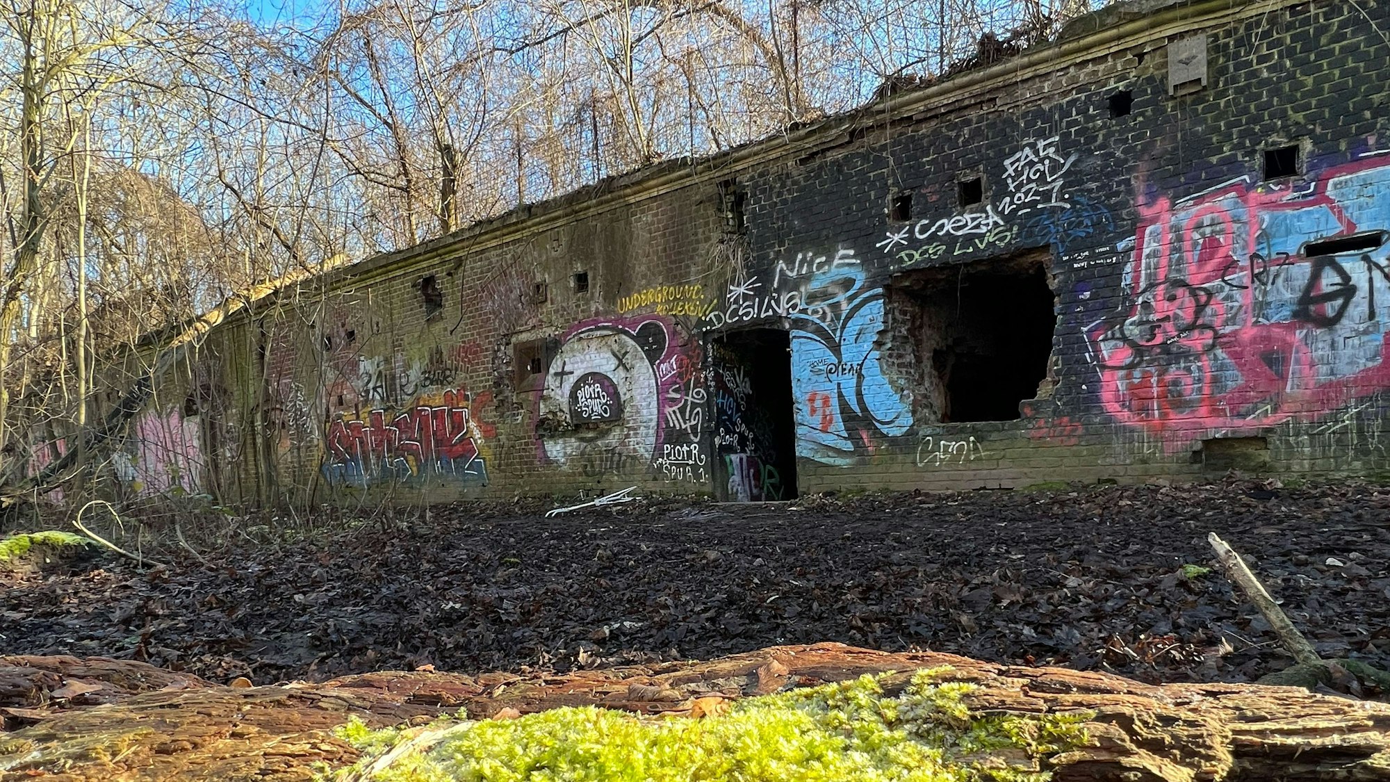 Außenansicht des gemauerten Zwischenwerks