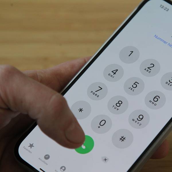 Notfall Symbolbild Telefon Feuerwehr 112