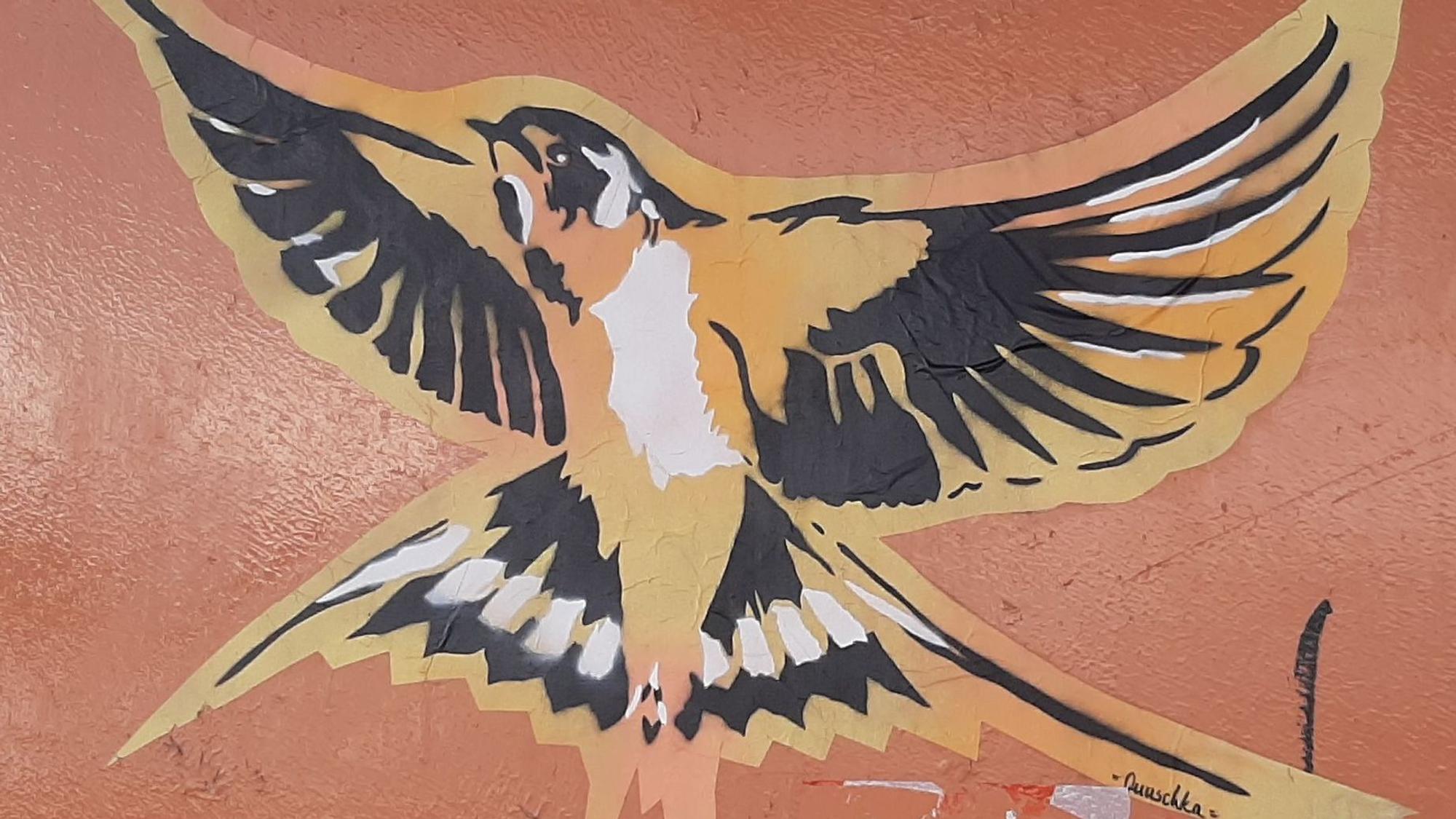 Schwalben- Kunstwerk des Künstlers Onuschka.